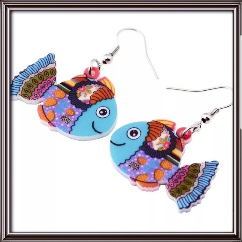 Bright Fish Earrings - Picture 1 of 3
